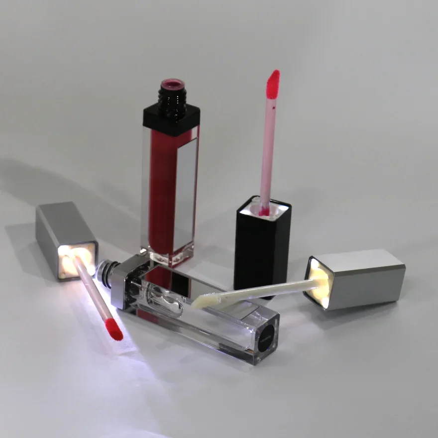 Lip Gloss with Led Light and M - đánh giá và giá Led Mouth Tray